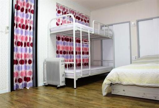 фото отеля Goldenpond Guesthouse