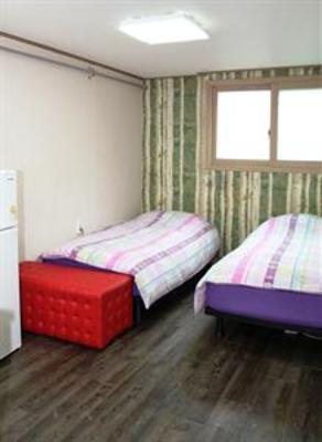 фото отеля Goldenpond Guesthouse