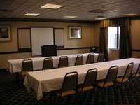 Holiday Inn Express Hotel & Suites Youngstown North Lima