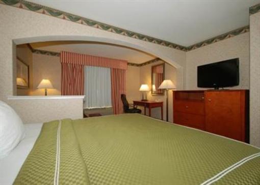 фото отеля Comfort Suites Fresno