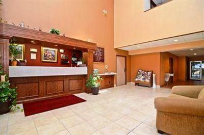 фото отеля Americas Best Value Inn Camelot Inn of Fairview Heights