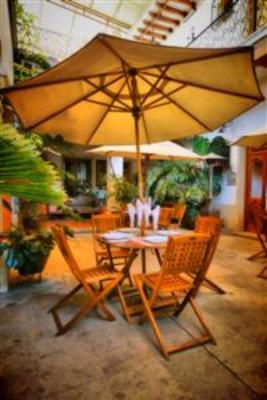 фото отеля Hostal los Pilares
