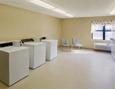 фото отеля Extended Stay America Detroit Madison Heights