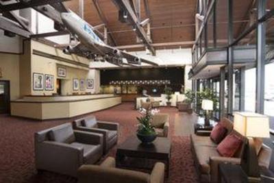 фото отеля Airtel Plaza Hotel and Conference Center