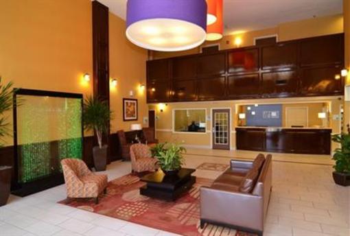 фото отеля Holiday Inn Express San Antonio Airport North