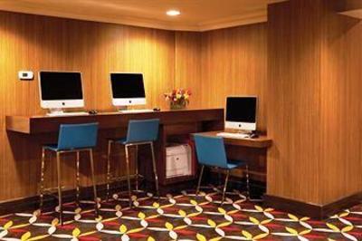 фото отеля Hotel Lincoln A Joie de Vivre Hotel