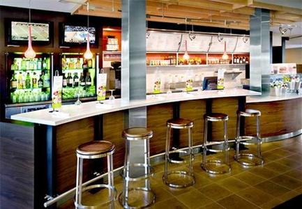фото отеля Courtyard by Marriott Pittsburgh Airport
