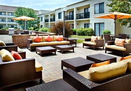 фото отеля Courtyard by Marriott Pittsburgh Airport
