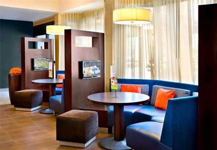 фото отеля Courtyard by Marriott Pittsburgh Airport