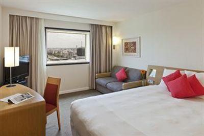 фото отеля Novotel Paris La Defense