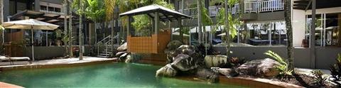 фото отеля Paradise On The Beach Resort Palm Cove