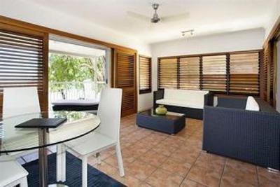 фото отеля Paradise On The Beach Resort Palm Cove