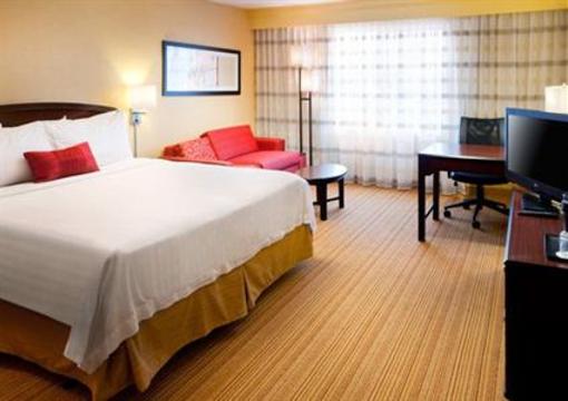 фото отеля Courtyard Hotel Pleasant Hill