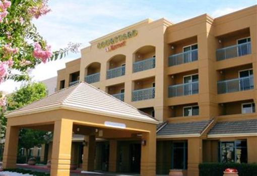 фото отеля Courtyard Hotel Pleasant Hill