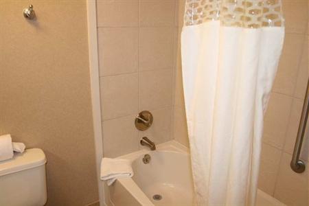 фото отеля Hampton Inn Lewisburg