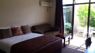 фото отеля Alpine Lake Motor Lodge