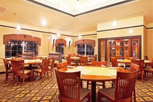 фото отеля Holiday Inn Grand Rapids - Airport