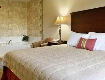 фото отеля Ramada Hotel Louisville East Shelbyville (Kentucky)