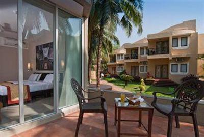 фото отеля Whispering Palms Beach Resort