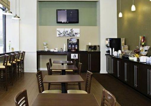 фото отеля Sleep Inn & Suites Downtown Inner Harbor