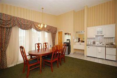 фото отеля BEST WESTERN PLUS Inn At Hampton