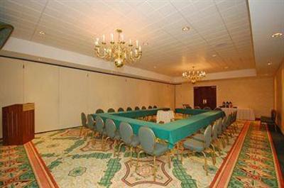 фото отеля BEST WESTERN PLUS Inn At Hampton