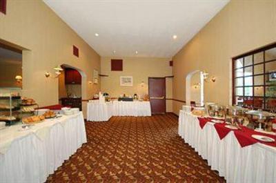 фото отеля BEST WESTERN PLUS Inn At Hampton