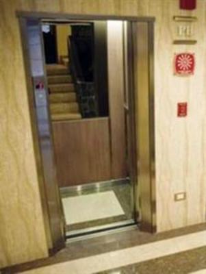 фото отеля Hotel Vistavila Suites
