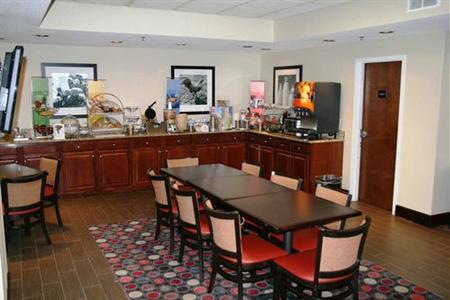 фото отеля Hampton Inn Danville (Virginia)
