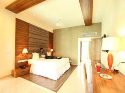 фото отеля Boulevard 9 Luxury Resort & Spa