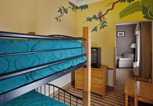 фото отеля Holiday Inn Express And Suites Byron