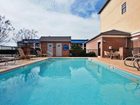 фото отеля Holiday Inn Express And Suites Byron