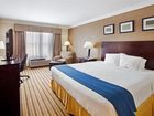 фото отеля Holiday Inn Express And Suites Byron