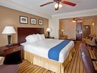 фото отеля Holiday Inn Express And Suites Byron