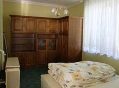 фото отеля Cedar Apartments