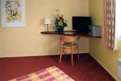 фото отеля Hotel Les Colonnes Strasbourg Zenith