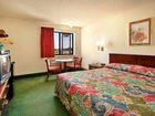 фото отеля Super 8 Motel Bowling Green (Missouri)