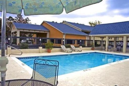 фото отеля BEST WESTERN North Inn & Suites