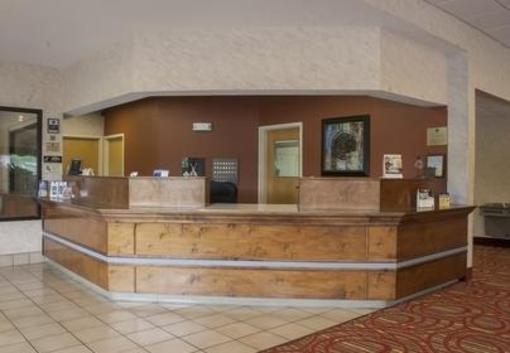фото отеля BEST WESTERN North Inn & Suites