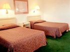 фото отеля Red Carpet Inn Henrietta