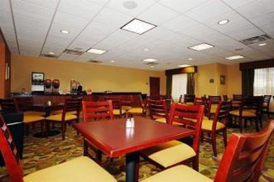 фото отеля BEST WESTERN PLUS Victor Inn & Suites