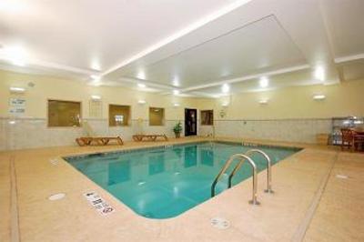 фото отеля BEST WESTERN PLUS Victor Inn & Suites