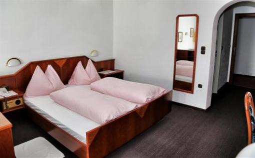 фото отеля Hotel-Restaurant Schusternazl