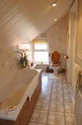фото отеля Camellia Lodge Guest House
