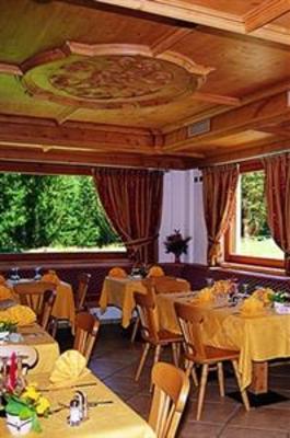 фото отеля Hotel Cevedale Santa Caterina Valfurva