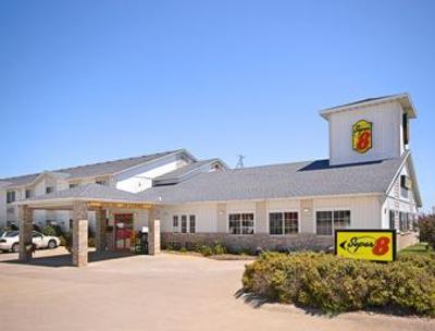 фото отеля Super 8 Motel Stuart (Iowa)