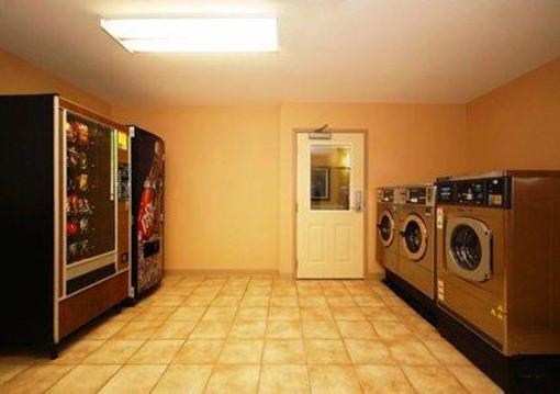 фото отеля Suburban Extended Stay Avondale