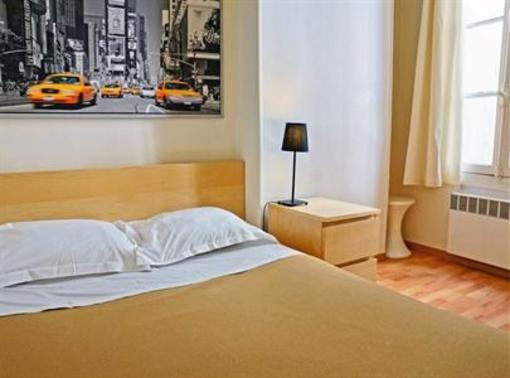 фото отеля Apartment Rue de Berri 2 Paris