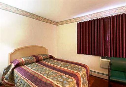 фото отеля Americas Best Value Inn - Providence North Scituate