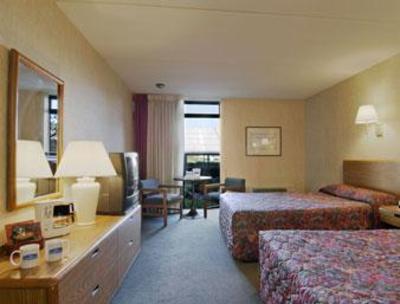 фото отеля Howard Johnson Hotel Milford (Connecticut)